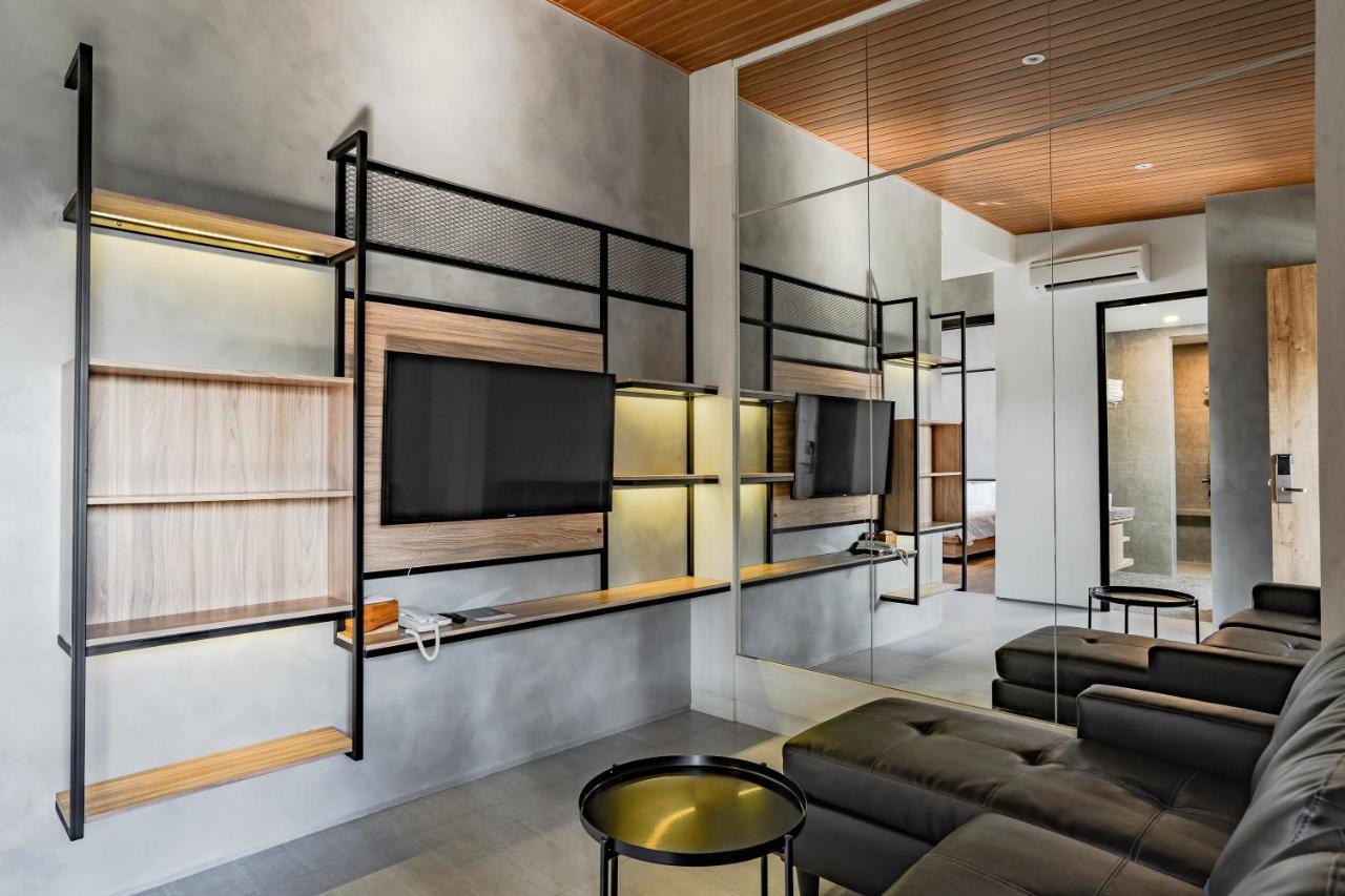 Loa Living Solo Baru Hotel Grogol Exterior photo